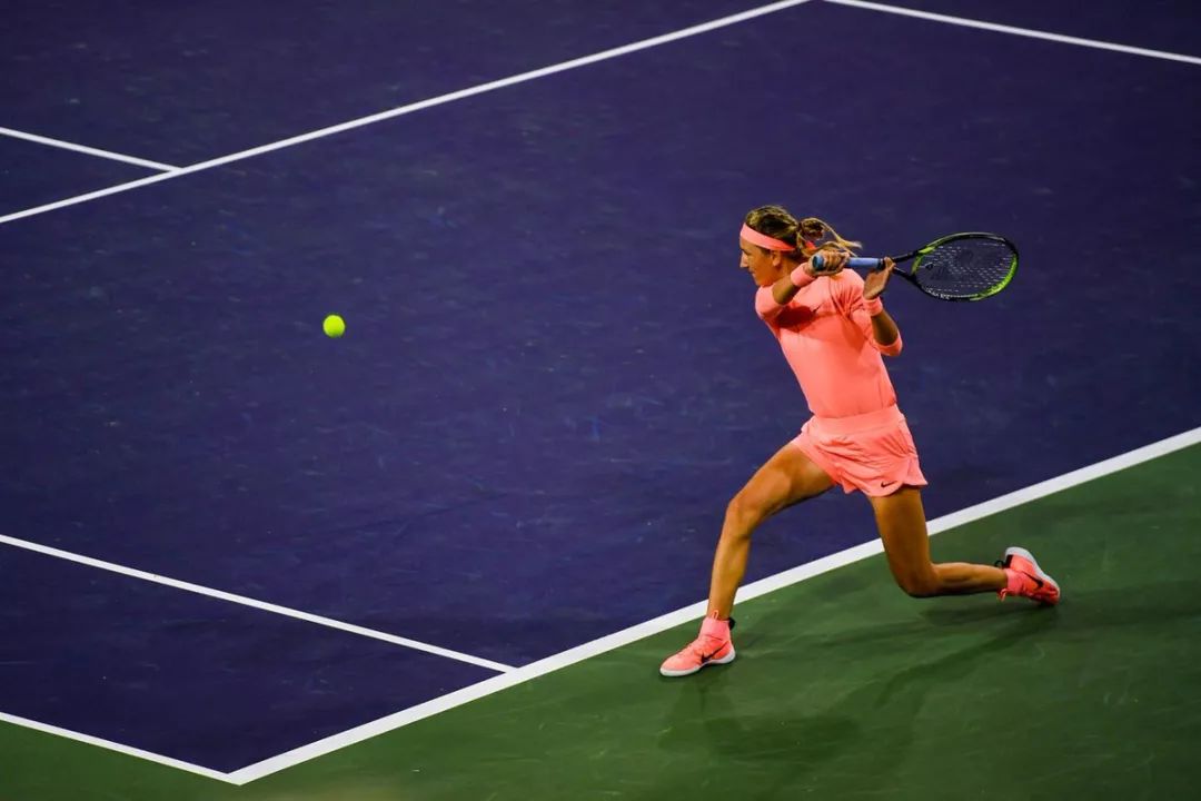 美国队前途光明！，阿扎伦卡新星重返赛场表现突出比赛高潮迭起