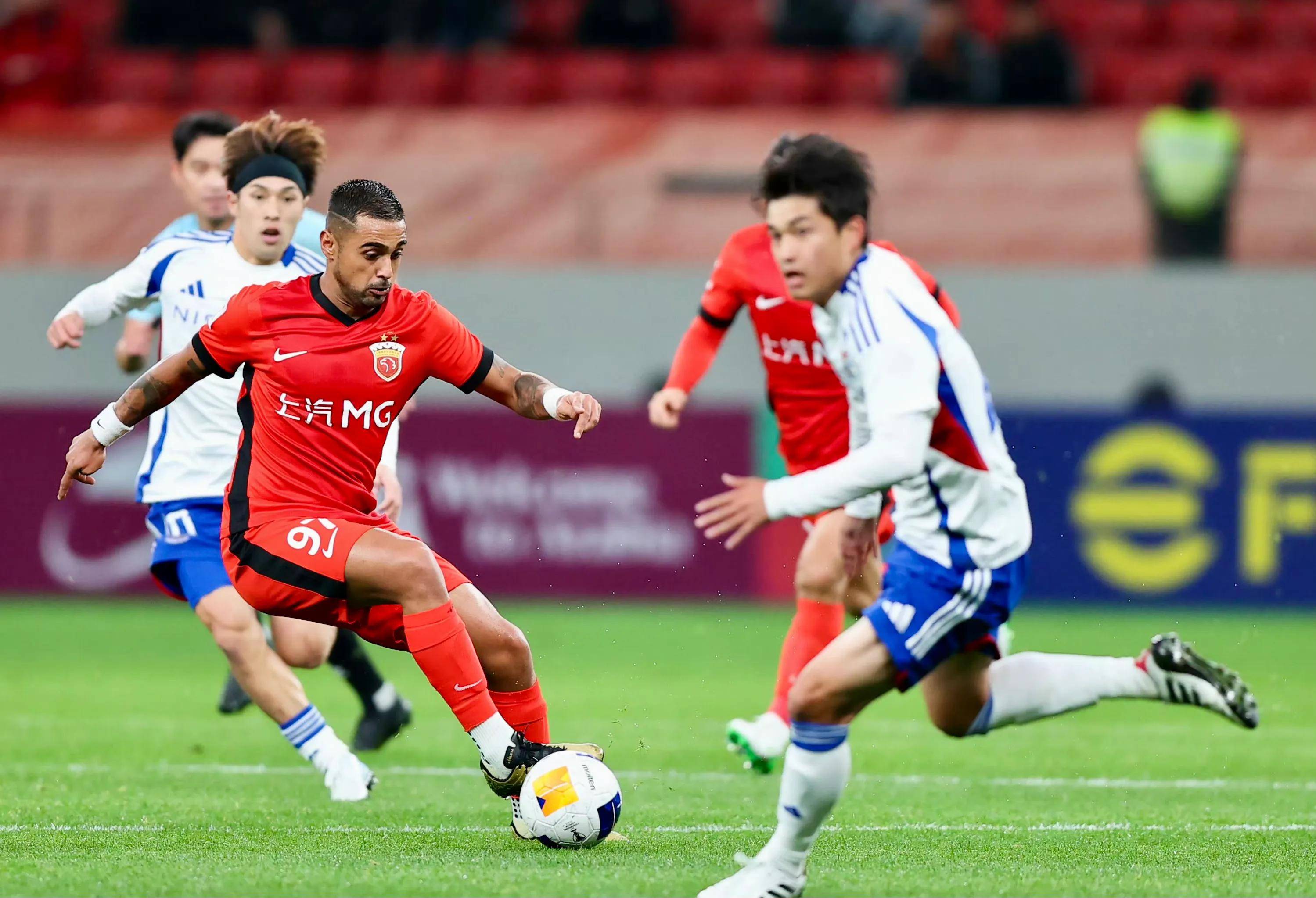 kaiyun体育平台-关于加时末段上海海港调整名单以备亚冠；官宣签约环节打磨；话题不断；赛季目标并未改变的信息